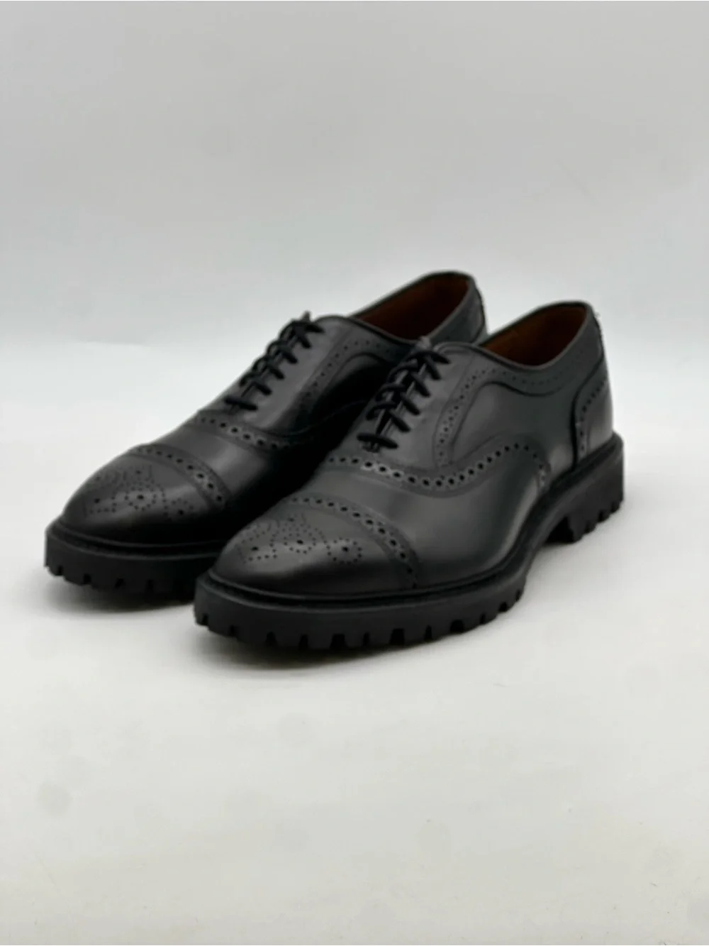 Allen Edmonds Black leather shoe. Size 10
